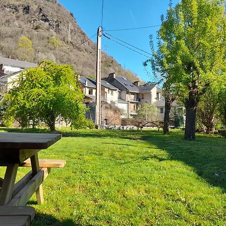 T3 Neuf 65M2 5 Personnes Avec Jardin Au Calme, Menage Inclus, Local Velo Apartment Bagneres-de-Luchon Ngoại thất bức ảnh